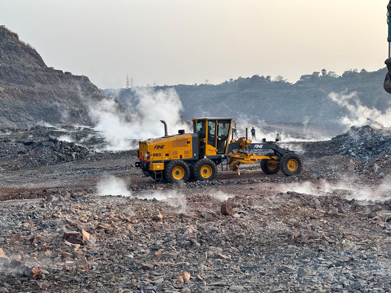 Fine HD 985 – High-Performance Motor Grader for Tough Job Sites - Image 3