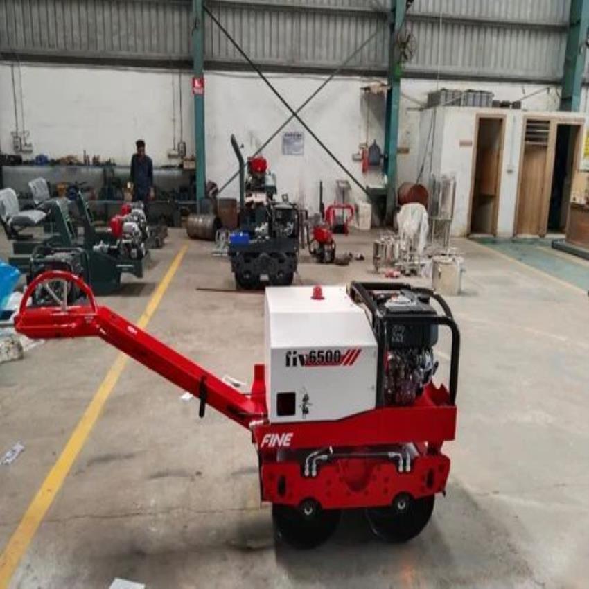 Fine Walk Behind Roller – Built for Easy Operation and Strong Compaction Performance - Image 5